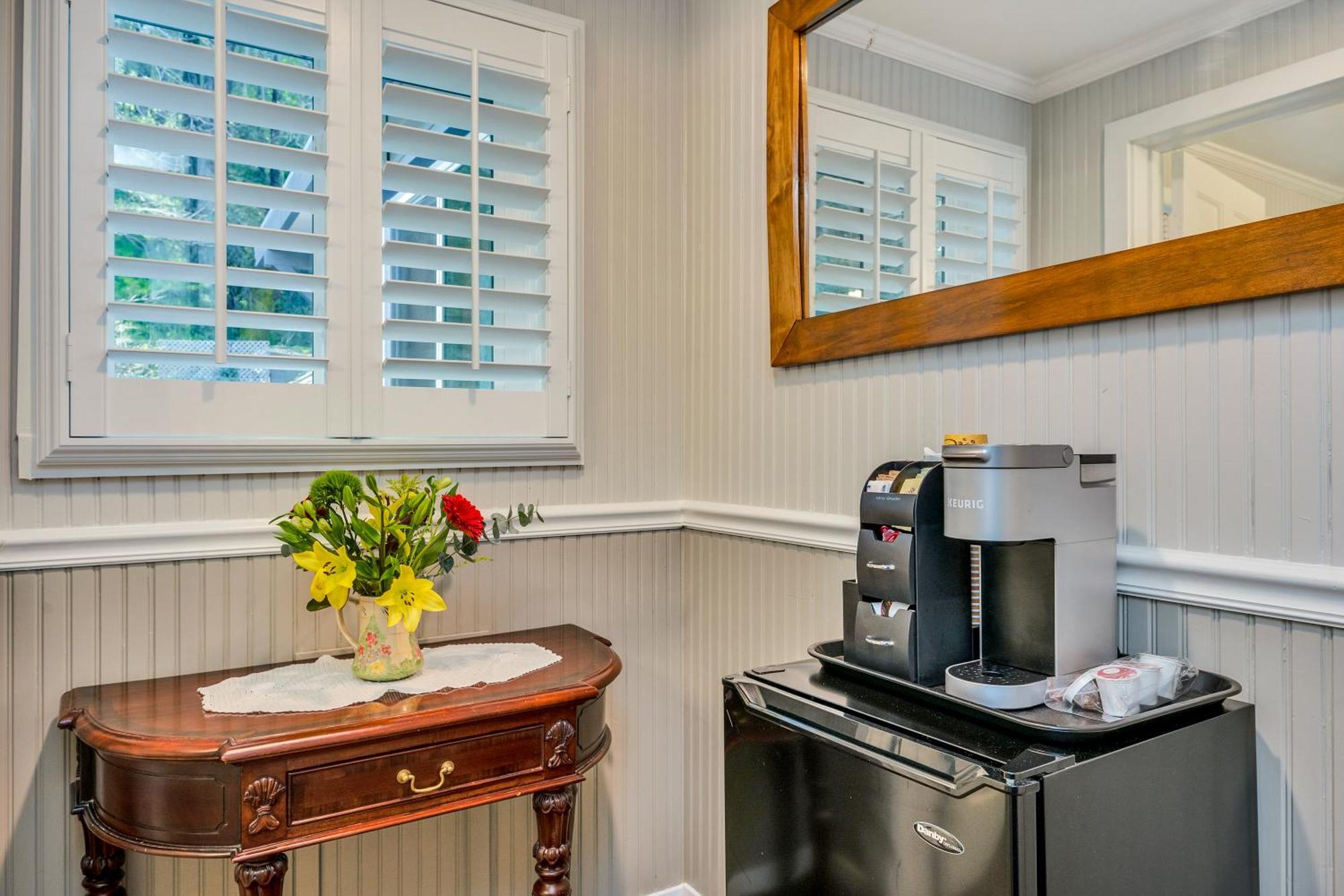 Calistoga Wine Way Inn Экстерьер фото