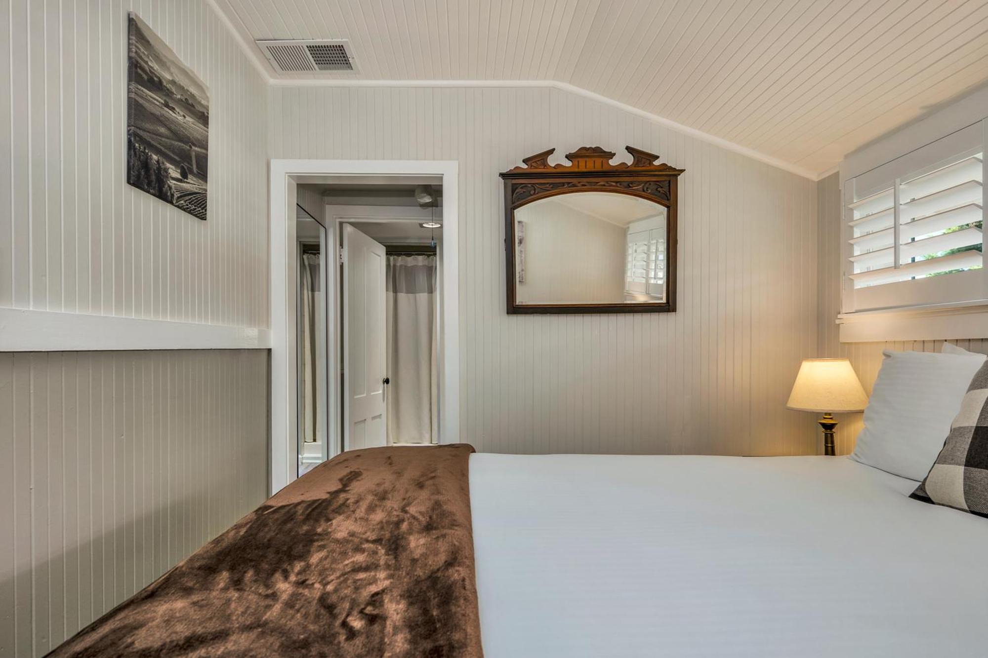 Calistoga Wine Way Inn Экстерьер фото