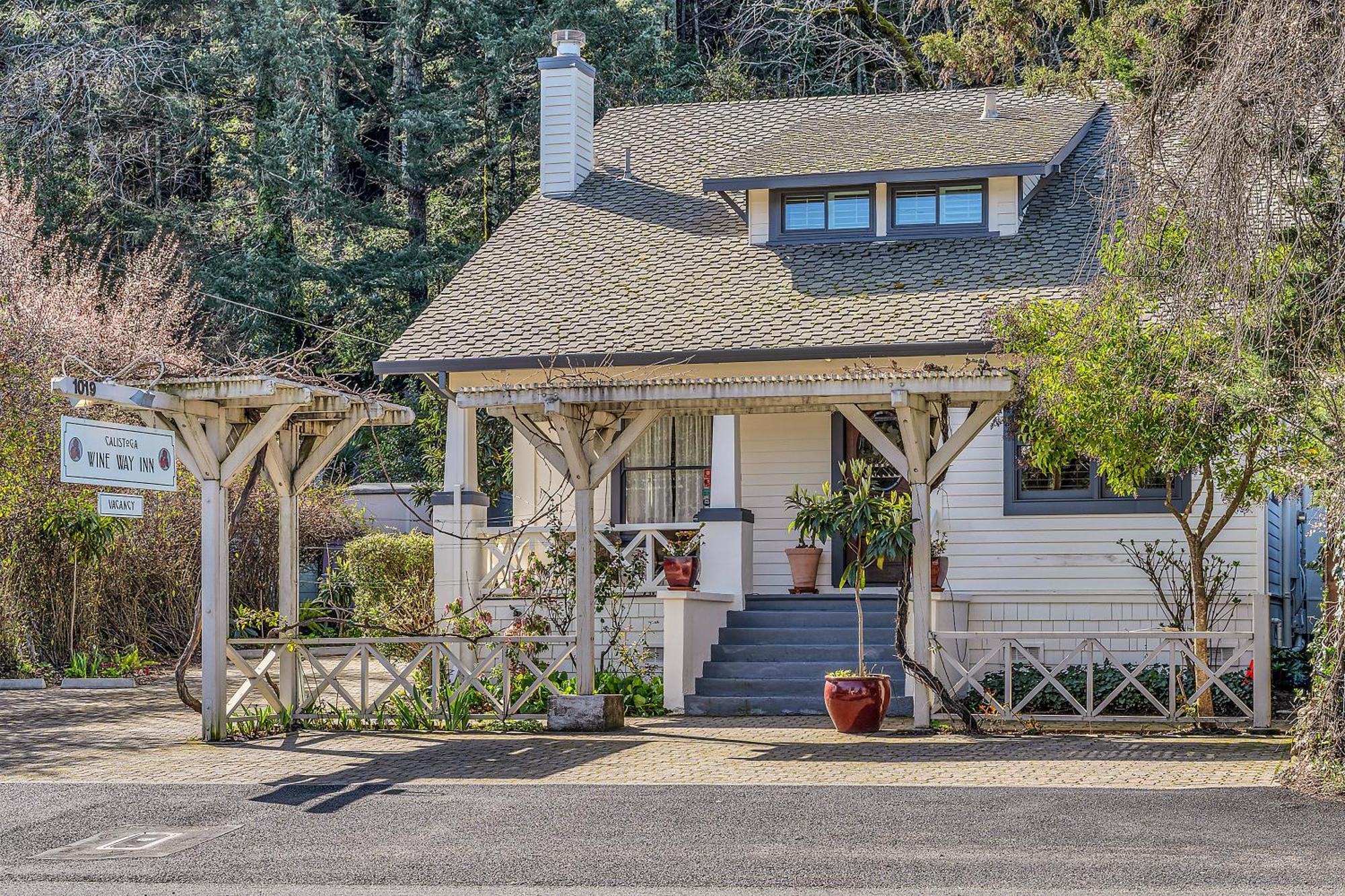 Calistoga Wine Way Inn Экстерьер фото